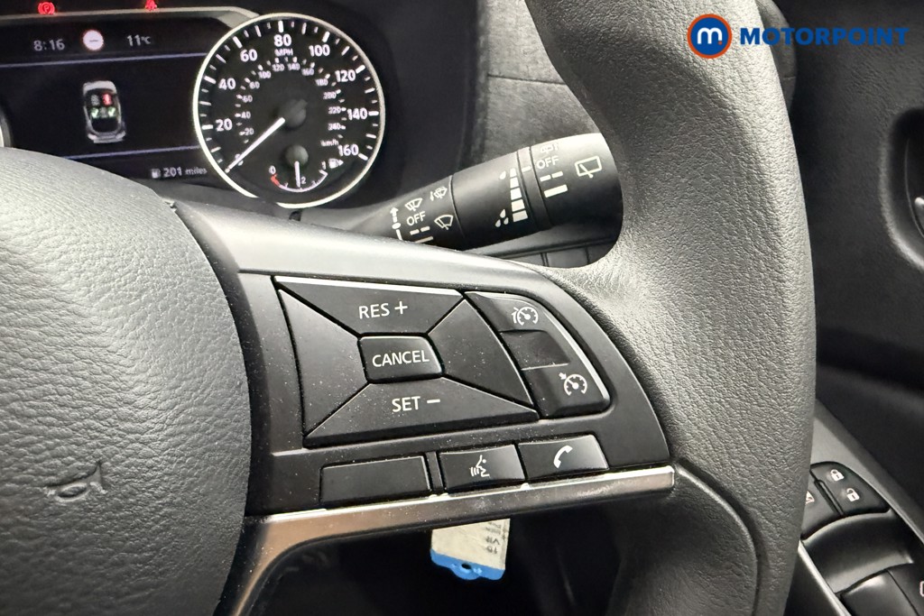 Nissan Juke Acenta Premium Manual Petrol SUV - Stock Number (1613398) - 7th supplementary image