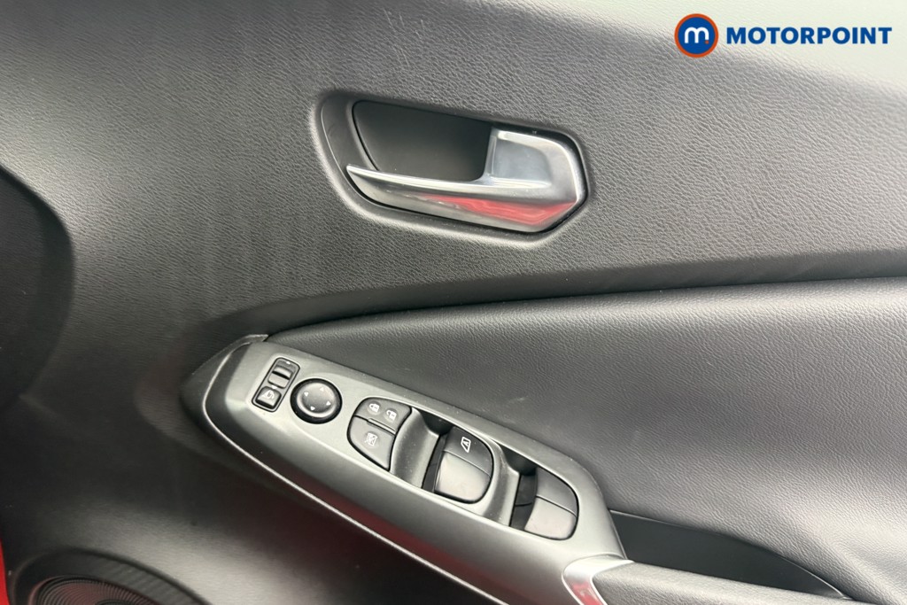 Nissan Juke Acenta Premium Manual Petrol SUV - Stock Number (1613398) - 8th supplementary image