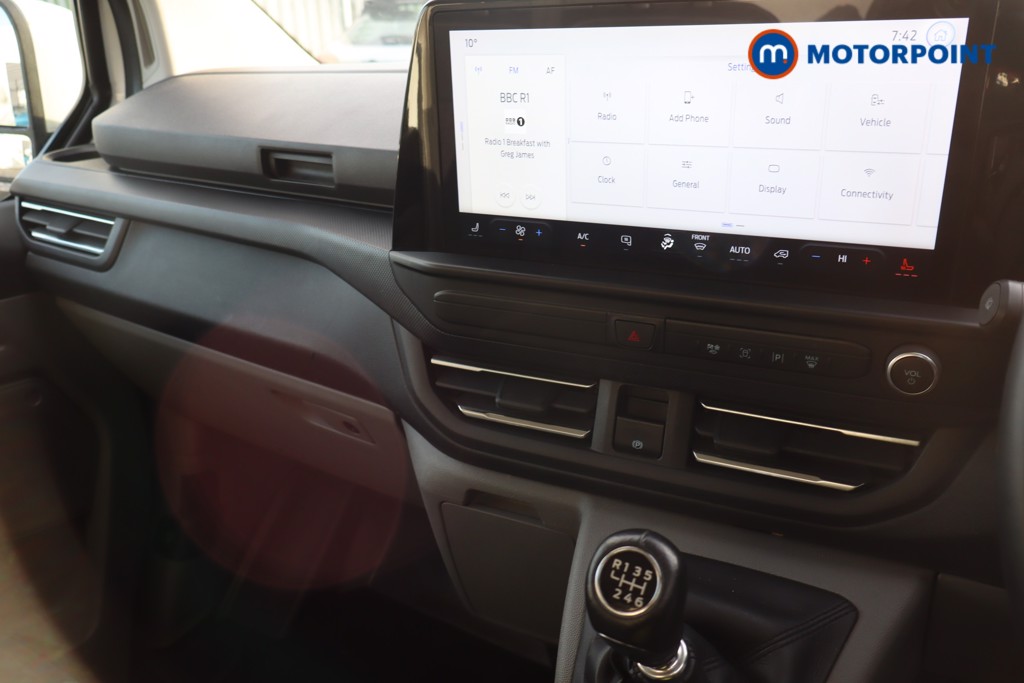 Ford Transit Custom Limited Manual Diesel Panel Van - Stock Number (1613973) - 19th supplementary image