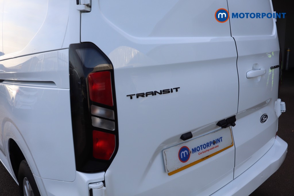 Ford Transit Custom Limited Manual Diesel Panel Van - Stock Number (1613973) - 31st supplementary image