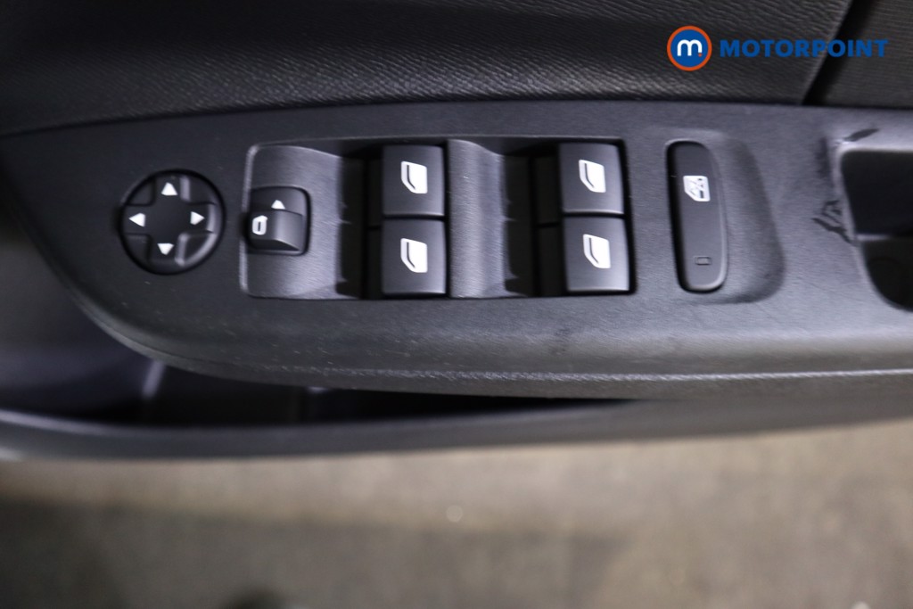 Vauxhall Corsa Design Automatic Petrol Hatchback - Stock Number (1614699) - 15th supplementary image