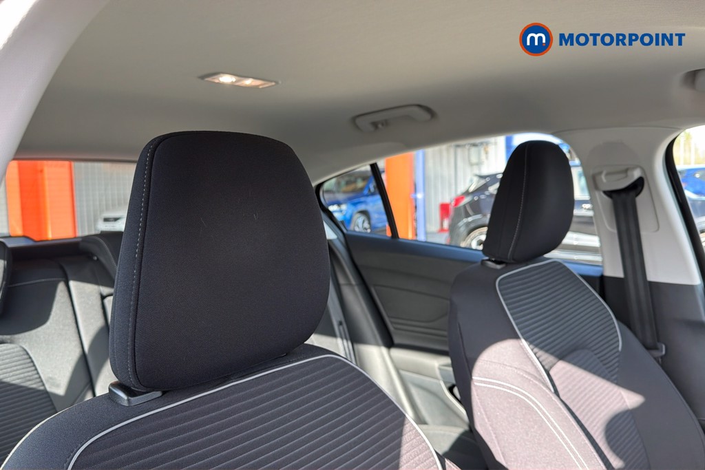 Ford Focus Titanium Manual Petrol Hatchback - Stock Number (1615246) - 23rd supplementary image