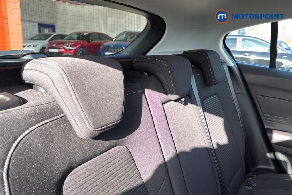 Ford Focus Titanium Manual Petrol Hatchback - Stock Number (1615246) - 31st supplementary image