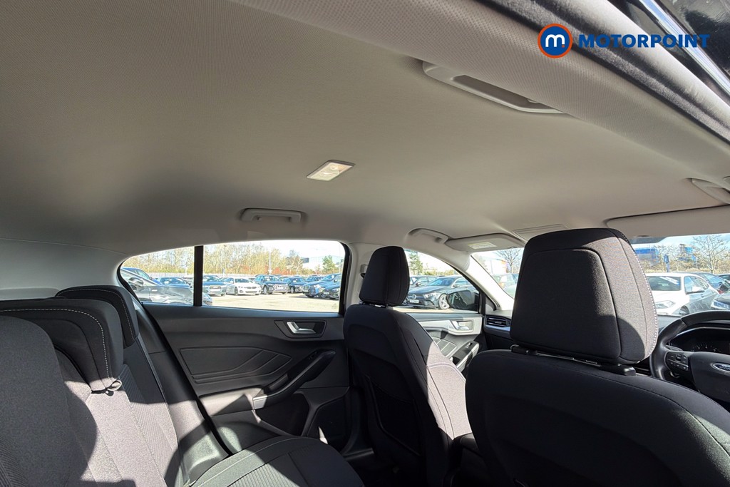 Ford Focus Titanium Manual Petrol Hatchback - Stock Number (1615246) - 32nd supplementary image