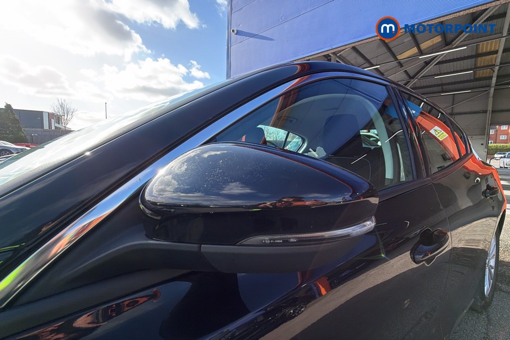 Ford Focus Titanium Manual Petrol Hatchback - Stock Number (1615246) - 43rd supplementary image