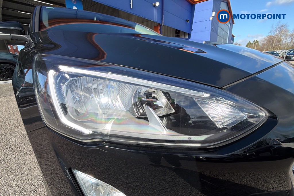 Ford Focus Titanium Manual Petrol Hatchback - Stock Number (1615246) - 44th supplementary image