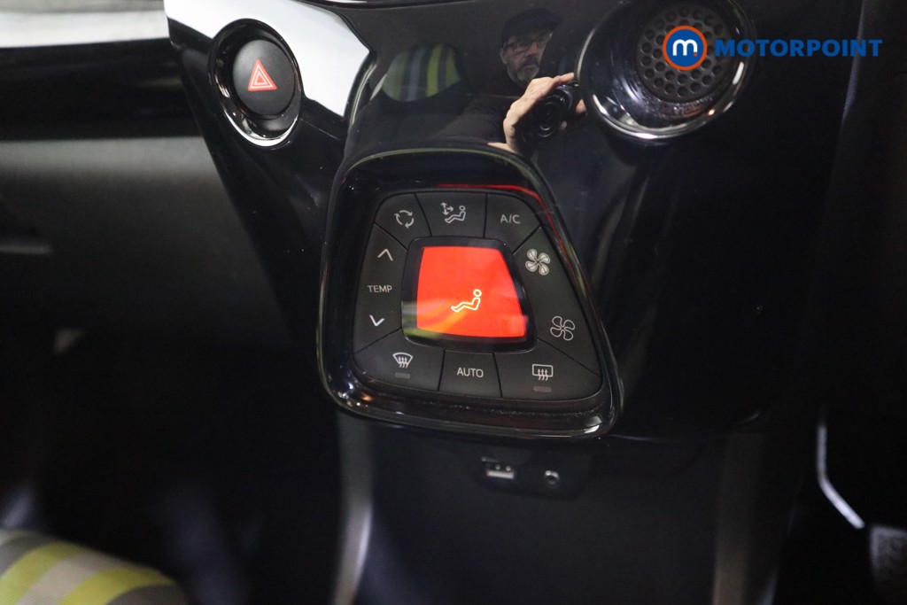 Peugeot 108 Collection Manual Petrol Hatchback - Stock Number (1615784) - 7th supplementary image