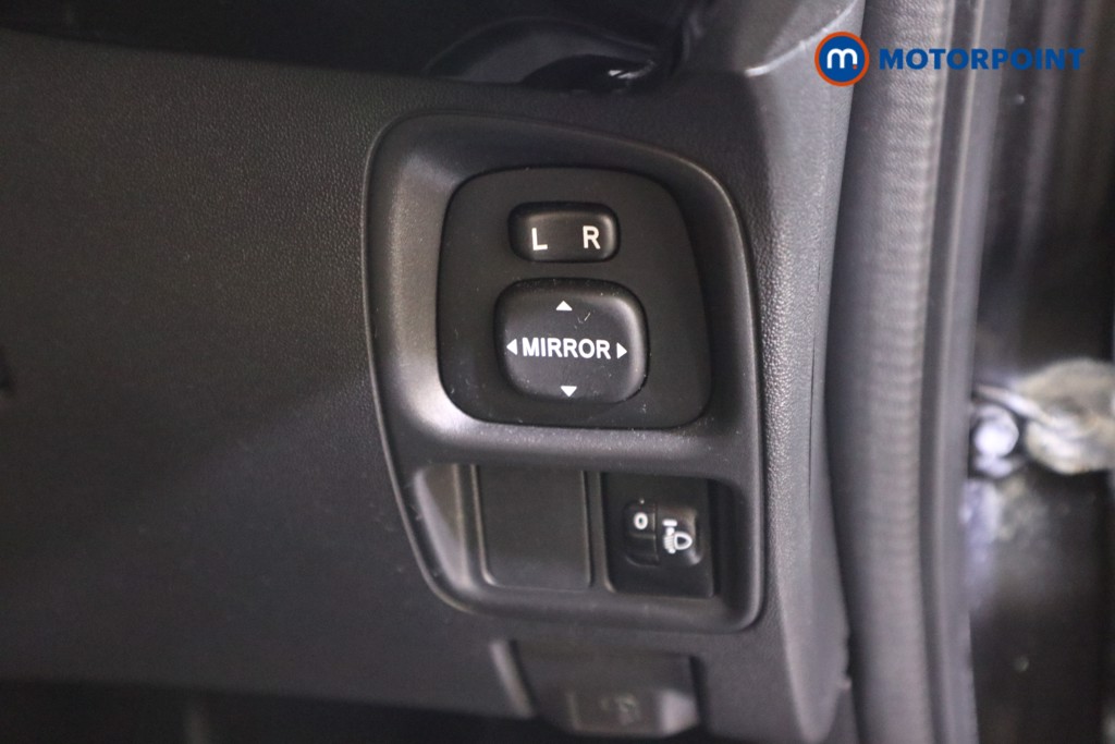 Peugeot 108 Collection Manual Petrol Hatchback - Stock Number (1615784) - 11th supplementary image