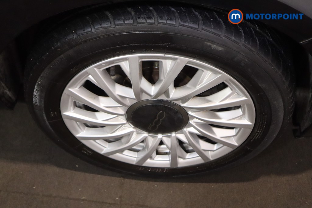 Fiat 500 Lounge Manual Petrol Hatchback - Stock Number (1616675) - 13th supplementary image