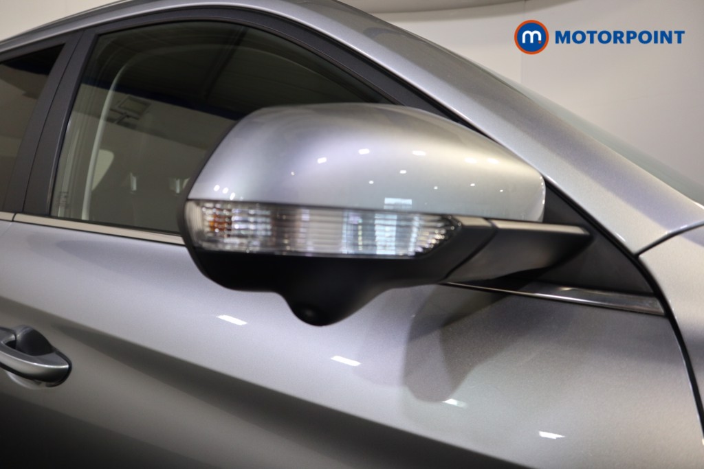 Mg Motor Uk ZS Trophy Automatic Petrol-Electric Hybrid SUV - Stock Number (1616884) - 32nd supplementary image