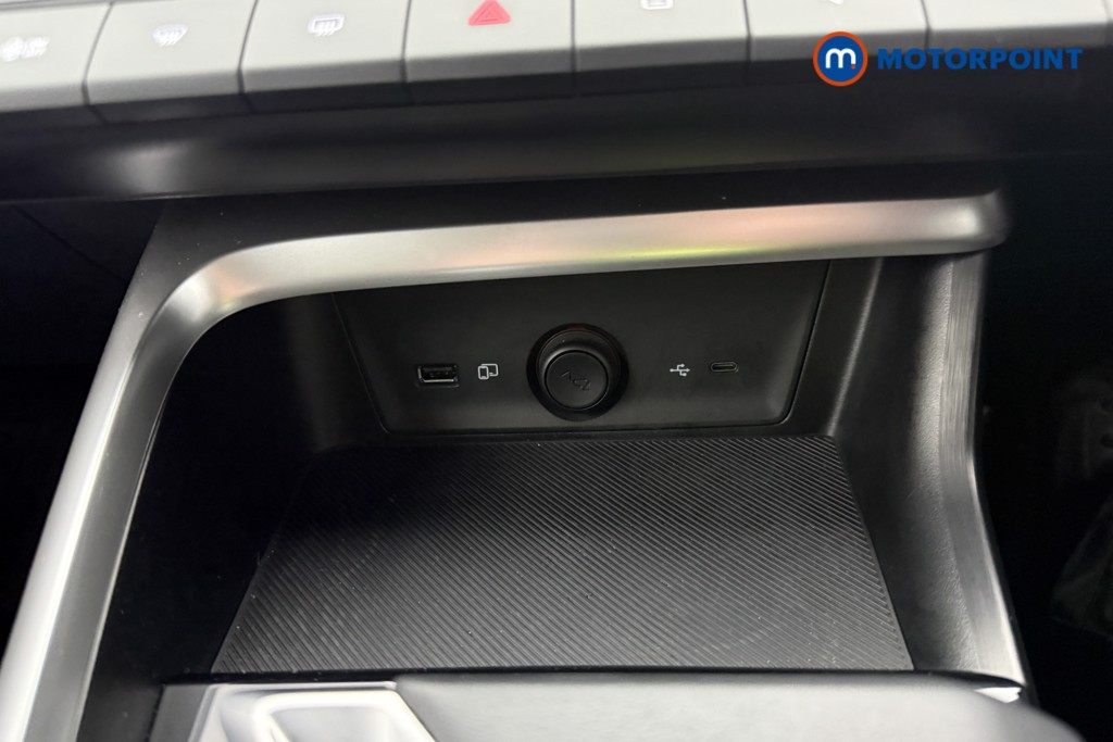 Mg Motor Uk ZS Trophy Automatic Petrol-Electric Hybrid SUV - Stock Number (1616928) - 16th supplementary image