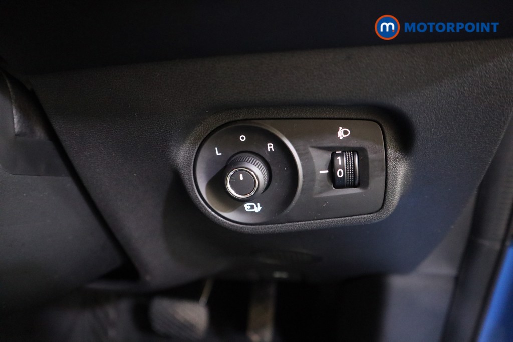 Mg Motor Uk ZS Trophy Automatic Petrol-Electric Hybrid SUV - Stock Number (1617090) - 11th supplementary image