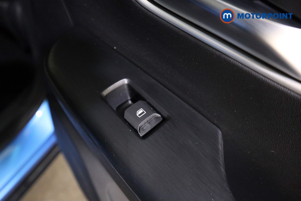 Mg Motor Uk ZS Trophy Automatic Petrol-Electric Hybrid SUV - Stock Number (1617090) - 19th supplementary image