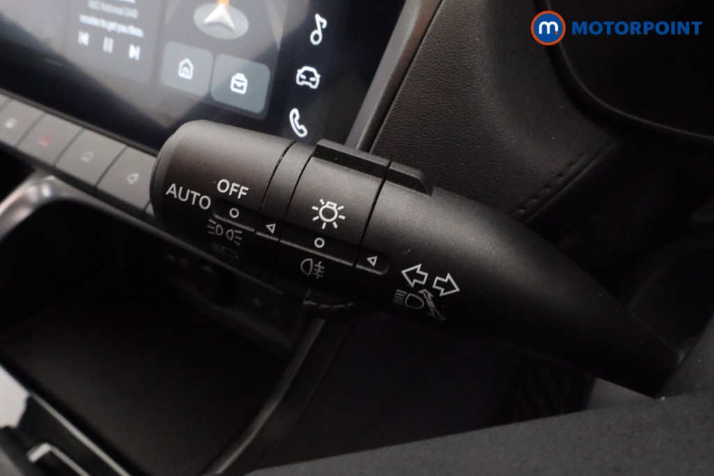 Mg Motor Uk ZS Trophy Automatic Petrol-Electric Hybrid SUV - Stock Number (1617585) - 14th supplementary image