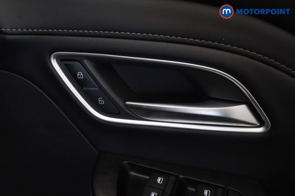 Mg Motor Uk ZS Trophy Automatic Petrol-Electric Hybrid SUV - Stock Number (1617585) - 21st supplementary image