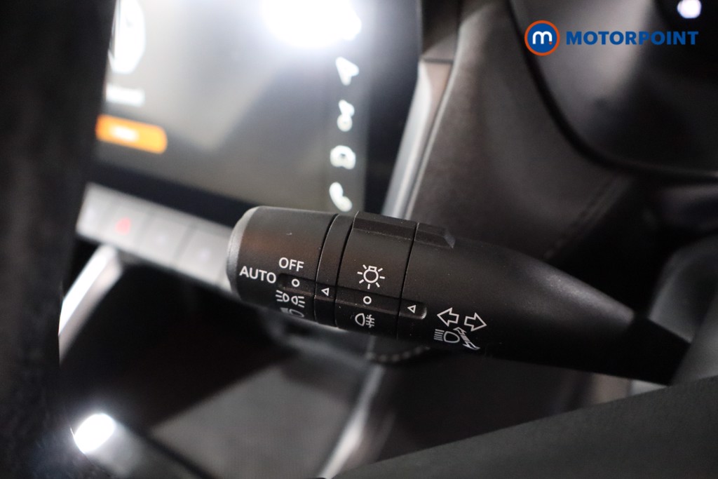 Mg Motor Uk ZS Trophy Automatic Petrol-Electric Hybrid SUV - Stock Number (1617832) - 14th supplementary image