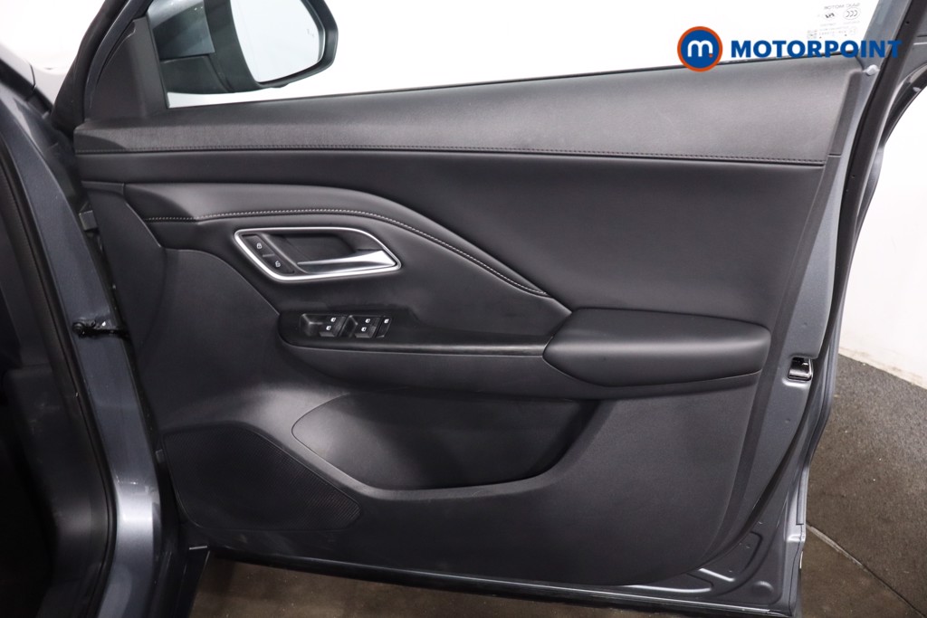 Mg Motor Uk ZS Trophy Automatic Petrol-Electric Hybrid SUV - Stock Number (1617832) - 22nd supplementary image