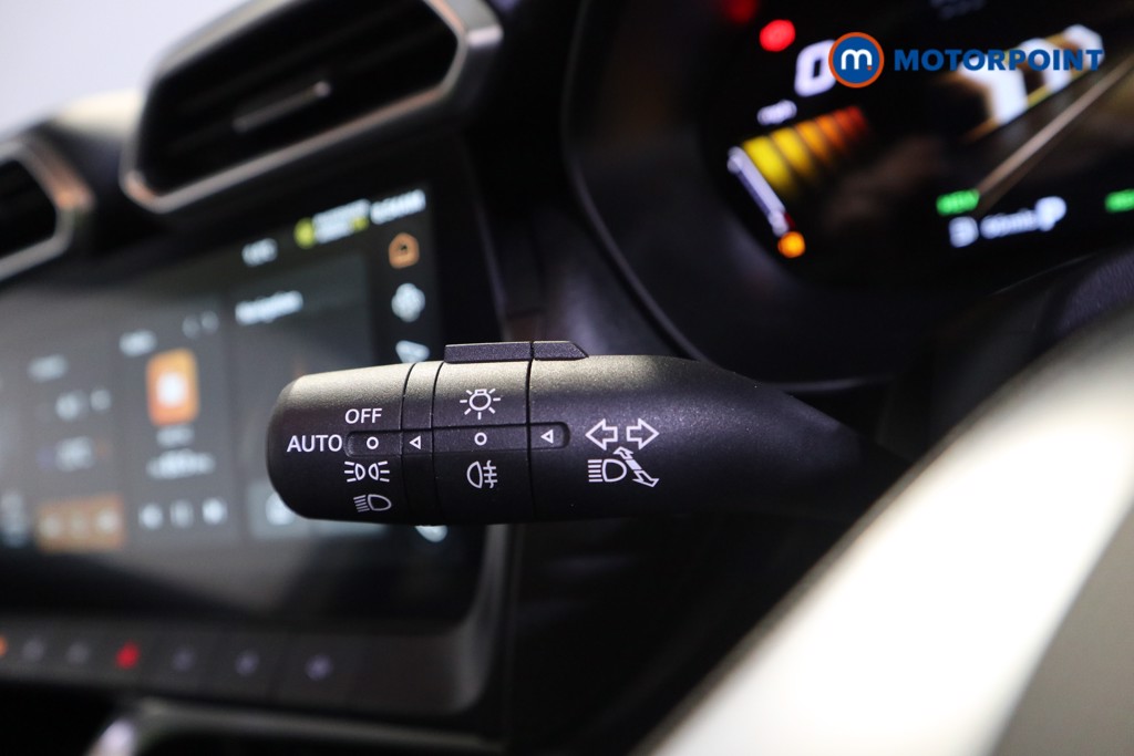 Mg Motor Uk ZS Trophy Automatic Petrol-Electric Hybrid SUV - Stock Number (1617914) - 12th supplementary image