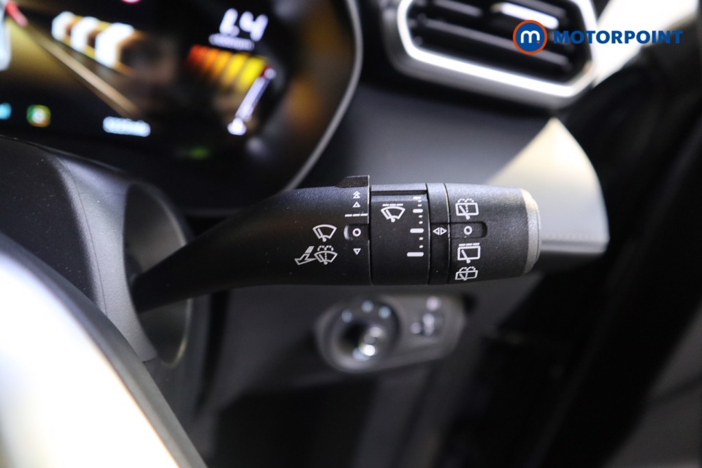 Mg Motor Uk ZS Trophy Automatic Petrol-Electric Hybrid SUV - Stock Number (1617914) - 13th supplementary image