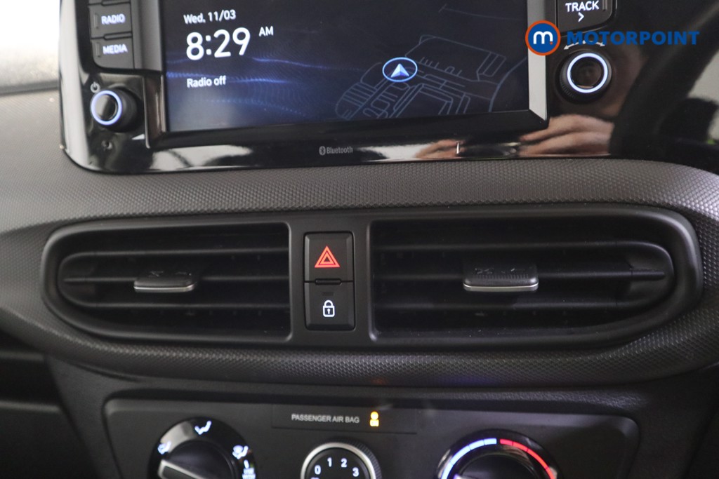 Hyundai I10 Advance Automatic Petrol Hatchback - Stock Number (1618097) - 7th supplementary image