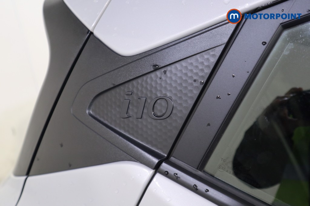 Hyundai I10 Advance Automatic Petrol Hatchback - Stock Number (1618097) - 32nd supplementary image