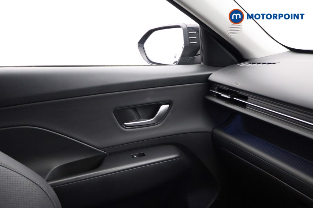 Hyundai Kona Ultimate Automatic Petrol-Electric Hybrid SUV - Stock Number (1618175) - 8th supplementary image