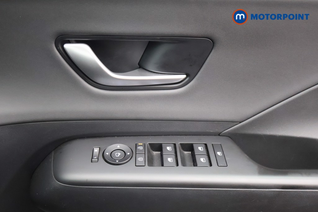 Hyundai Kona Ultimate Automatic Petrol-Electric Hybrid SUV - Stock Number (1618175) - 9th supplementary image