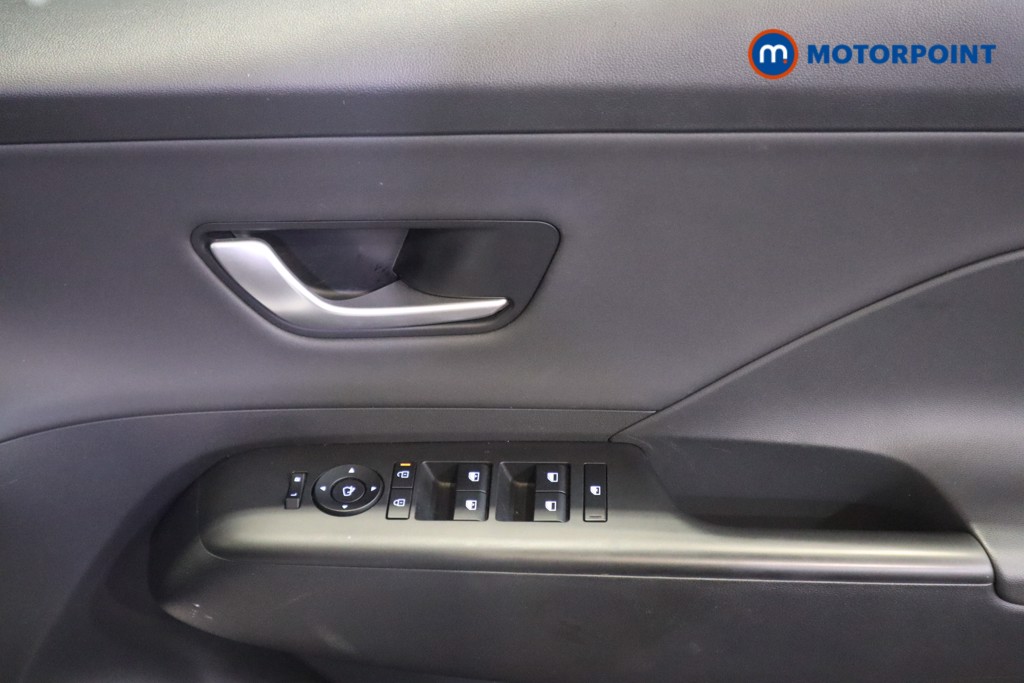 Hyundai Kona Ultimate Automatic Petrol-Electric Hybrid SUV - Stock Number (1618207) - 14th supplementary image