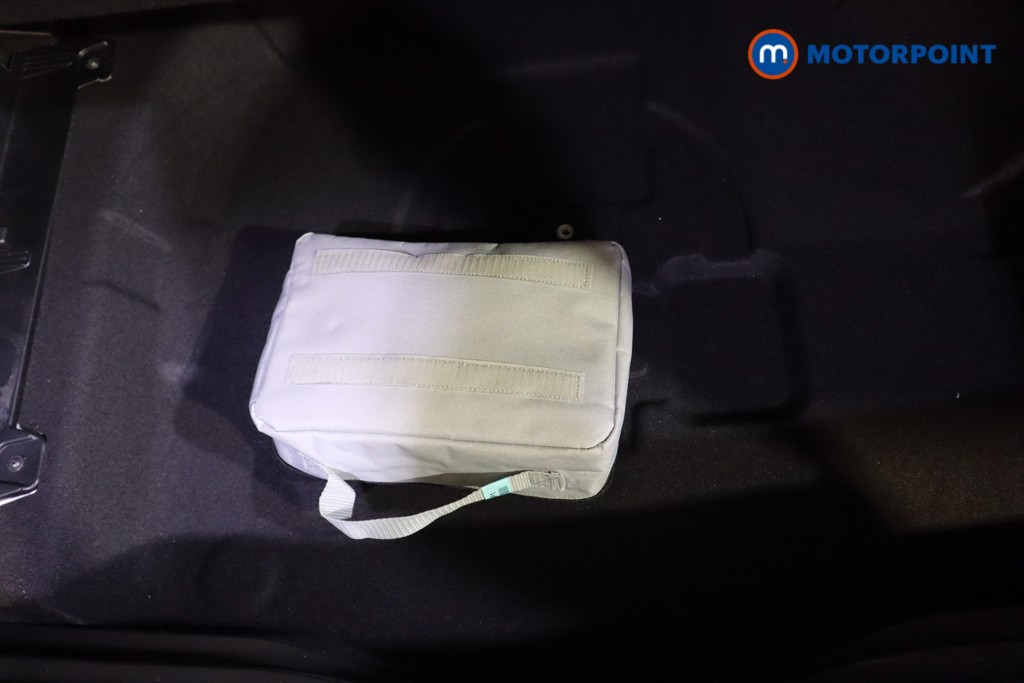 Hyundai Kona Ultimate Automatic Petrol-Electric Hybrid SUV - Stock Number (1618207) - 31st supplementary image