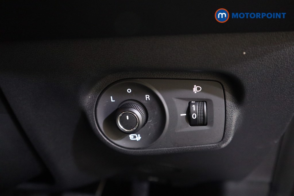 Mg Motor Uk ZS Trophy Automatic Petrol-Electric Hybrid SUV - Stock Number (1618381) - 13th supplementary image