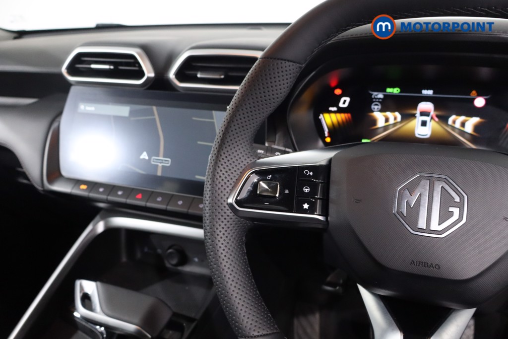 Mg Motor Uk ZS Trophy Automatic Petrol-Electric Hybrid SUV - Stock Number (1618430) - 21st supplementary image