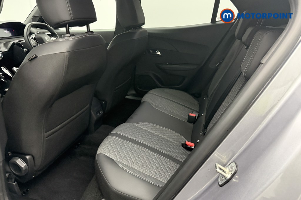 Peugeot 2008 Allure Manual Petrol SUV - Stock Number (1618533) - 4th supplementary image