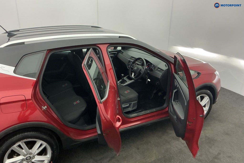 Seat Arona FR Manual Petrol SUV - Stock Number (1618852) - 5th supplementary image