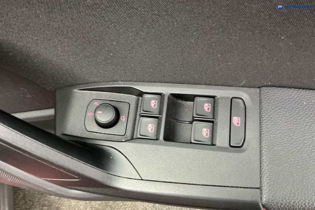 Seat Arona FR Manual Petrol SUV - Stock Number (1618852) - 24th supplementary image