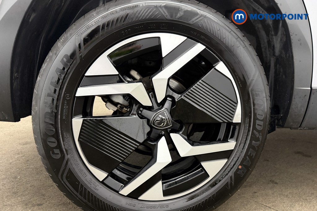 Peugeot 2008 Allure Manual Petrol SUV - Stock Number (1618926) - 9th supplementary image