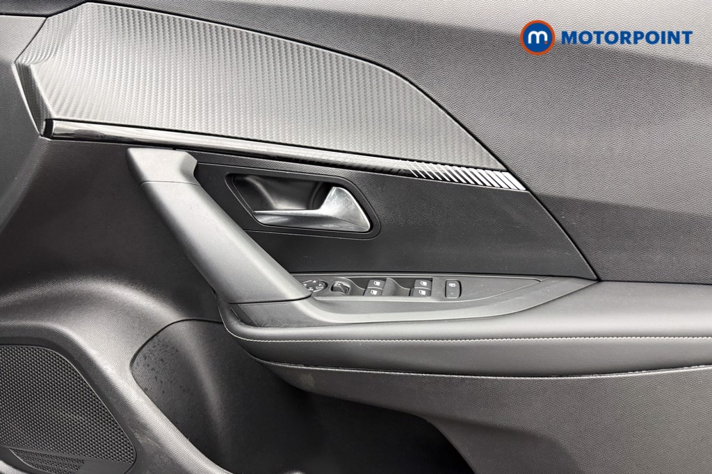 Peugeot 2008 Allure Manual Petrol SUV - Stock Number (1618926) - 17th supplementary image