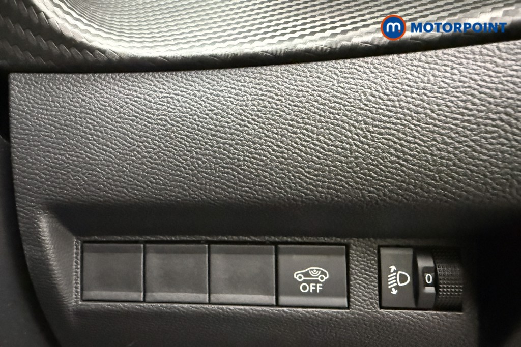 Peugeot 2008 Allure Manual Petrol SUV - Stock Number (1619006) - 16th supplementary image