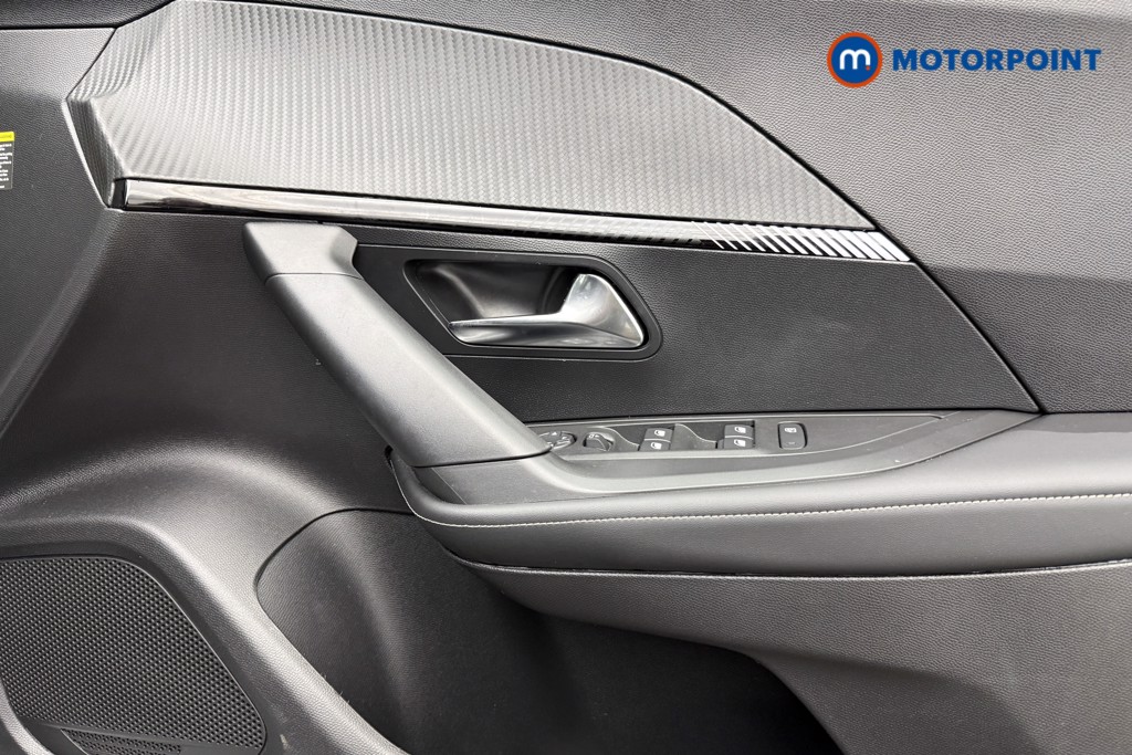 Peugeot 2008 Allure Manual Petrol SUV - Stock Number (1619006) - 17th supplementary image