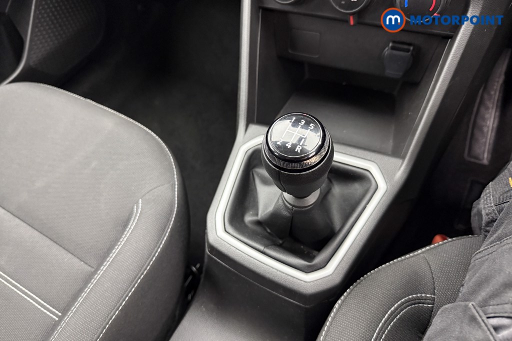 Dacia Sandero Expression Manual Petrol Hatchback - Stock Number (1619098) - 4th supplementary image