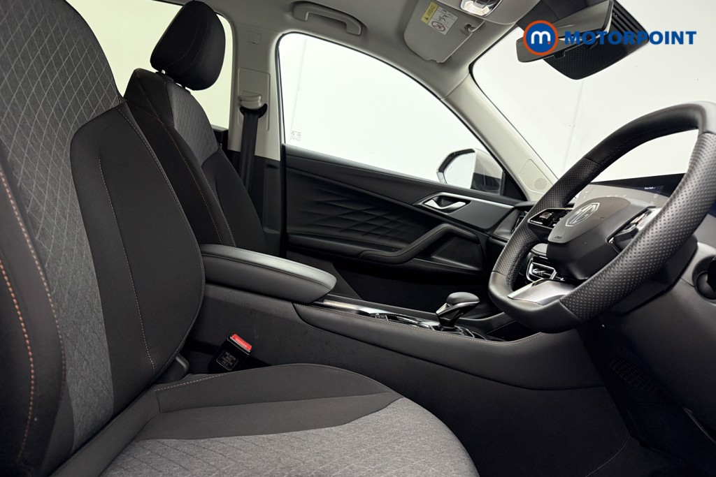 Mg Motor Uk HS SE Automatic Petrol-Electric Hybrid SUV - Stock Number (1619220) - 8th supplementary image