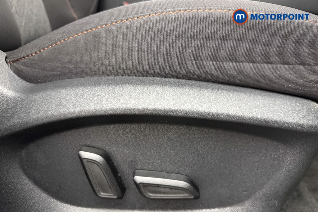 Mg Motor Uk HS SE Automatic Petrol-Electric Hybrid SUV - Stock Number (1619220) - 17th supplementary image