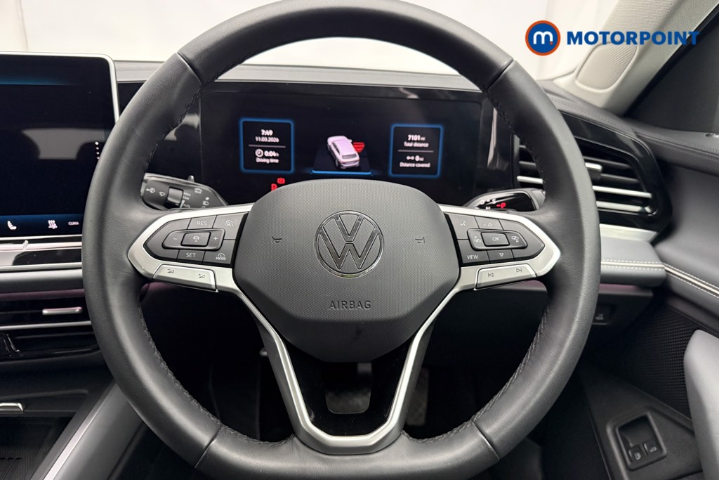 Volkswagen Passat Life Automatic Petrol Plug-In Hybrid Estate - Stock Number (1619225) - 5th supplementary image