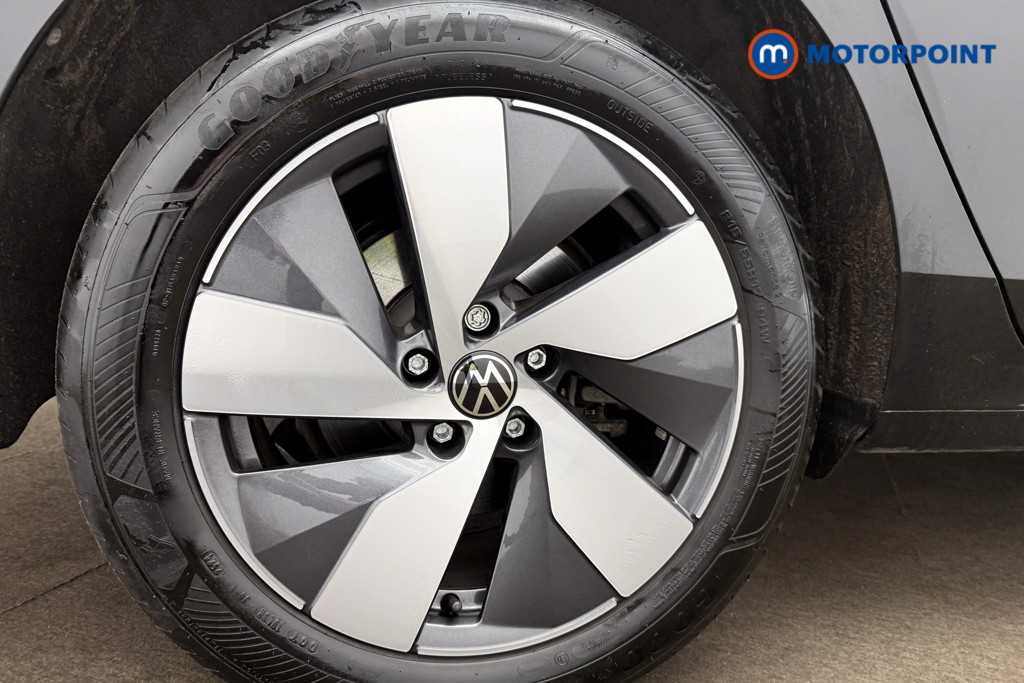 Volkswagen Passat Life Automatic Petrol Plug-In Hybrid Estate - Stock Number (1619225) - 10th supplementary image