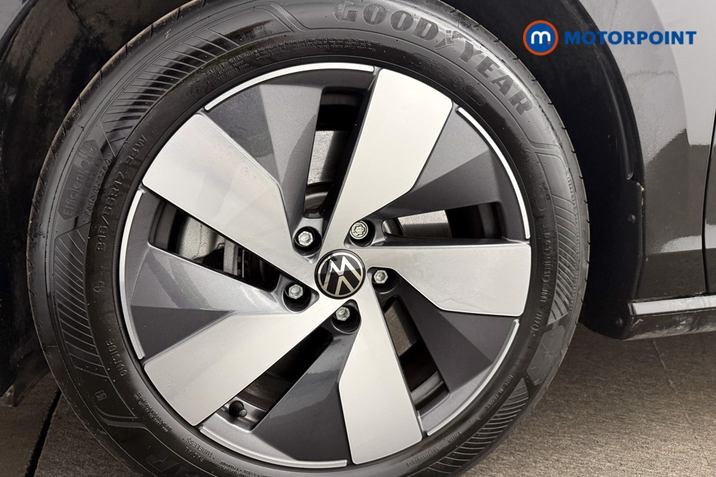 Volkswagen Passat Life Automatic Petrol Plug-In Hybrid Estate - Stock Number (1619225) - 12th supplementary image