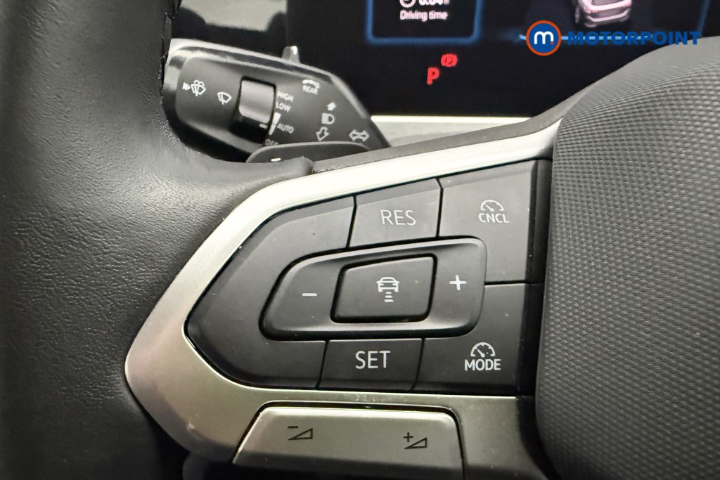 Volkswagen Passat Life Automatic Petrol Plug-In Hybrid Estate - Stock Number (1619225) - 14th supplementary image