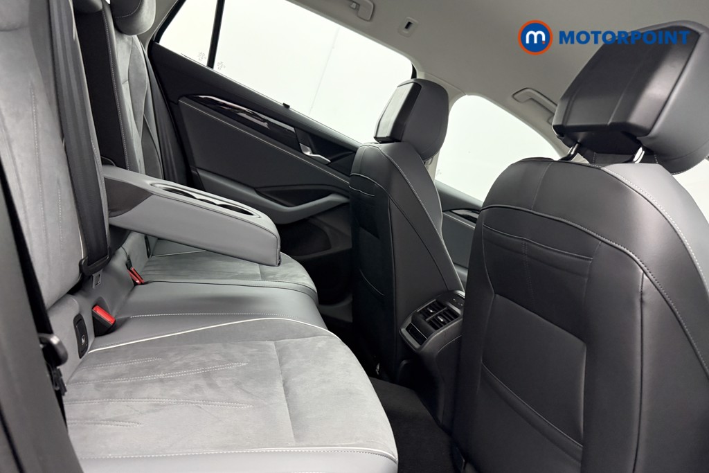 Volkswagen Passat Life Automatic Petrol Plug-In Hybrid Estate - Stock Number (1619225) - 22nd supplementary image