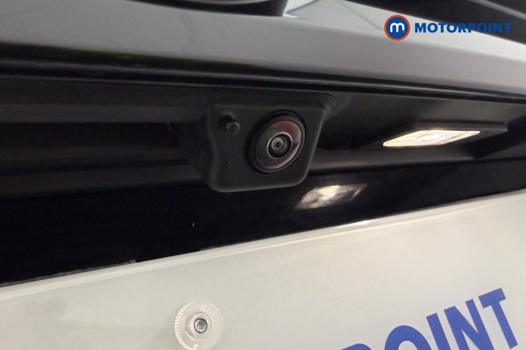 Volkswagen Passat Life Automatic Petrol Plug-In Hybrid Estate - Stock Number (1619225) - 31st supplementary image