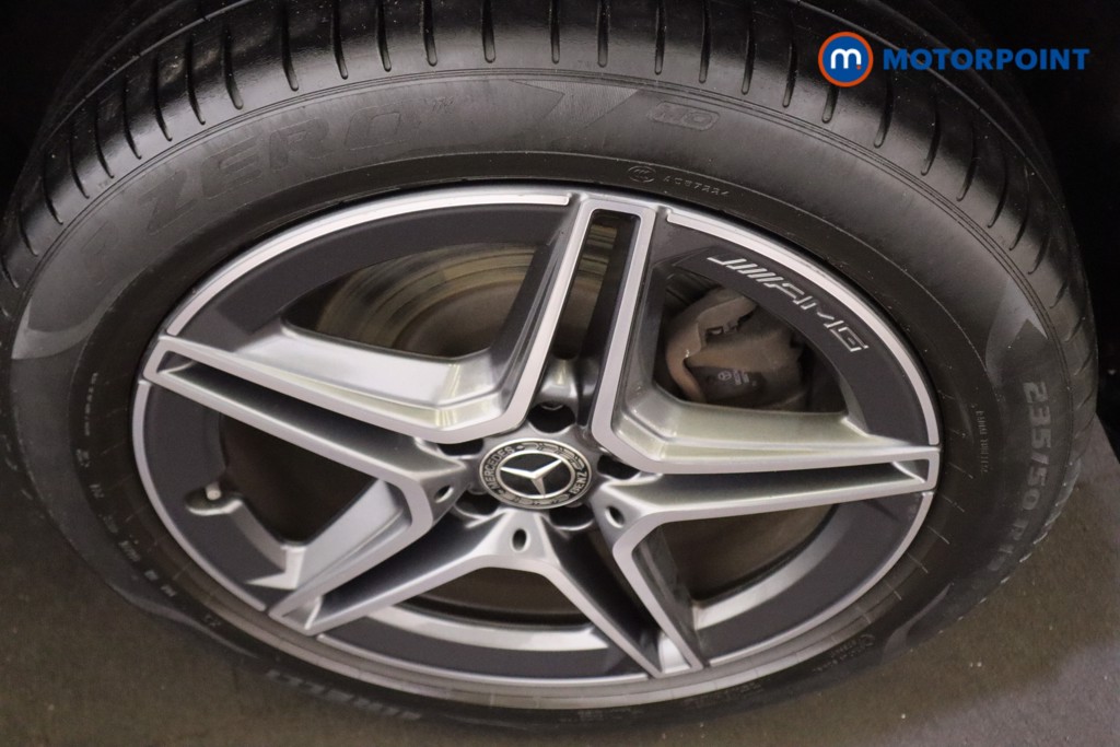 Mercedes-Benz GLB Amg Line Automatic Petrol SUV - Stock Number (1620396) - 9th supplementary image