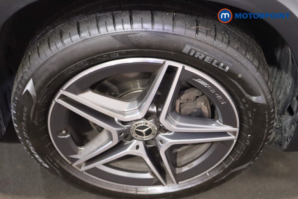 Mercedes-Benz GLB Amg Line Automatic Petrol SUV - Stock Number (1620396) - 11th supplementary image