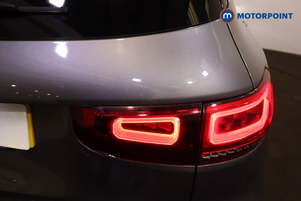 Mercedes-Benz GLB Amg Line Automatic Petrol SUV - Stock Number (1620396) - 32nd supplementary image